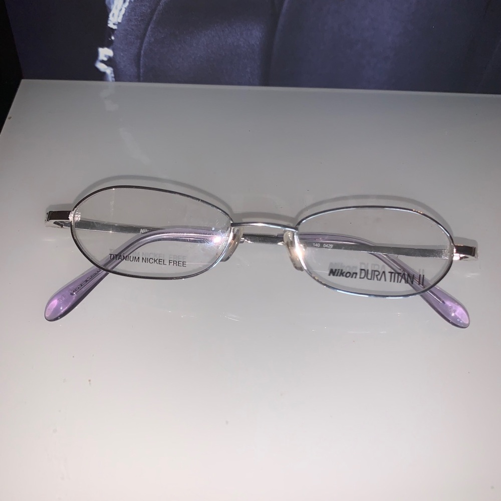 Nikon Dura titan 2 titanium nickel‎ free eyeglasses